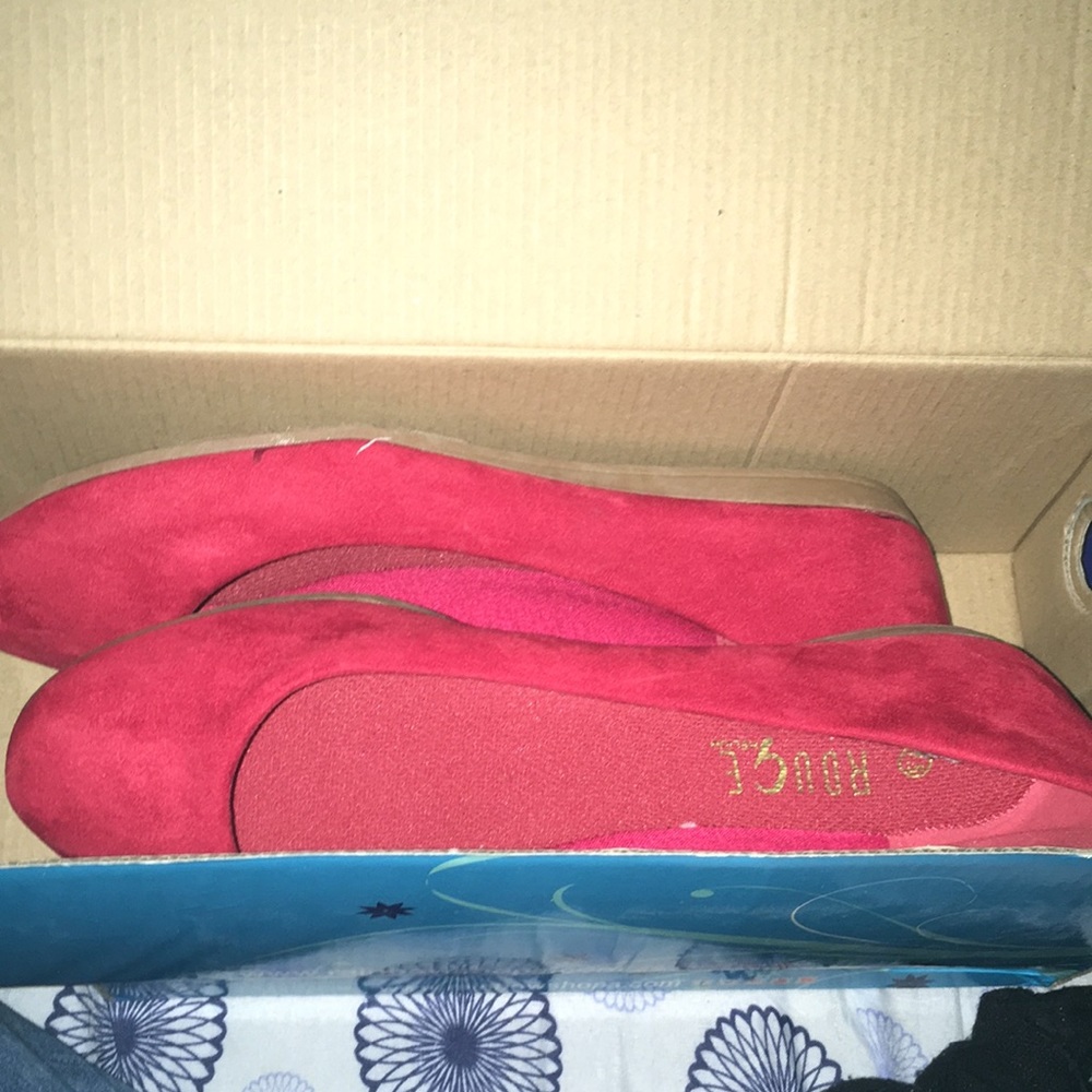Women flats